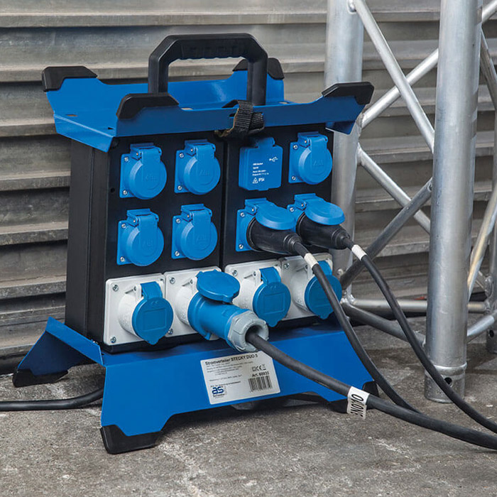 Miniatuur van Schwabe camping 12-voudige stroomverdeler 16A 3-polig 230V IP44 (60935)