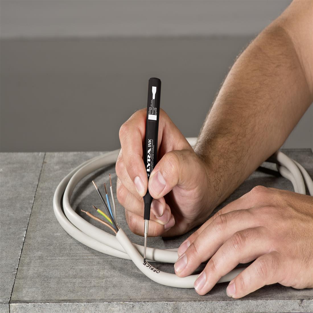 Miniatuur van Kadeem merkstift zwart voor diepe gaten (4480099)